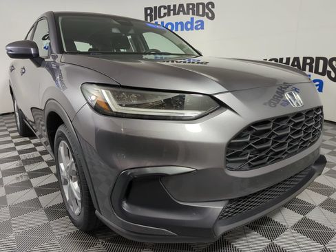 Certified 2025 Honda HR-V LX image 7