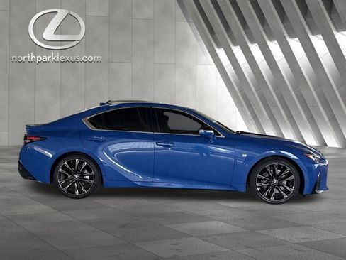 Certified 2022 Lexus IS 350 F Sport image 4