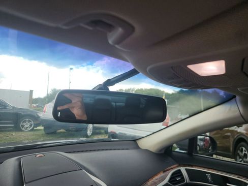 Used 2016 Lincoln MKZ FWD image 16