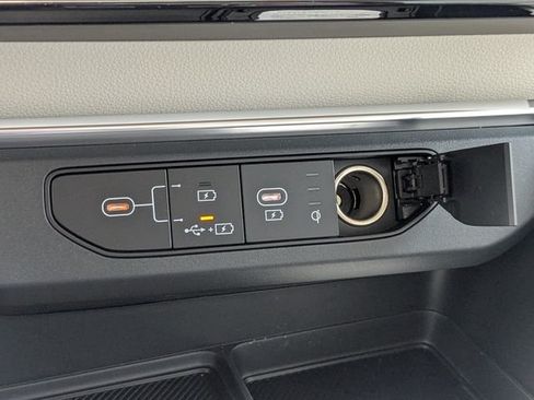 New 2026 Kia Carnival EX FWD image 26