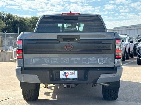 New 2026 Nissan Frontier PRO-4X w/ Pro-4x Convenience Package image 8