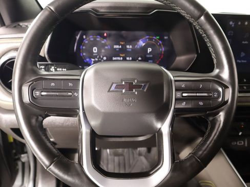 Used 2023 Chevrolet Colorado ZR2 w/ ZR2 Convenience Package III image 3