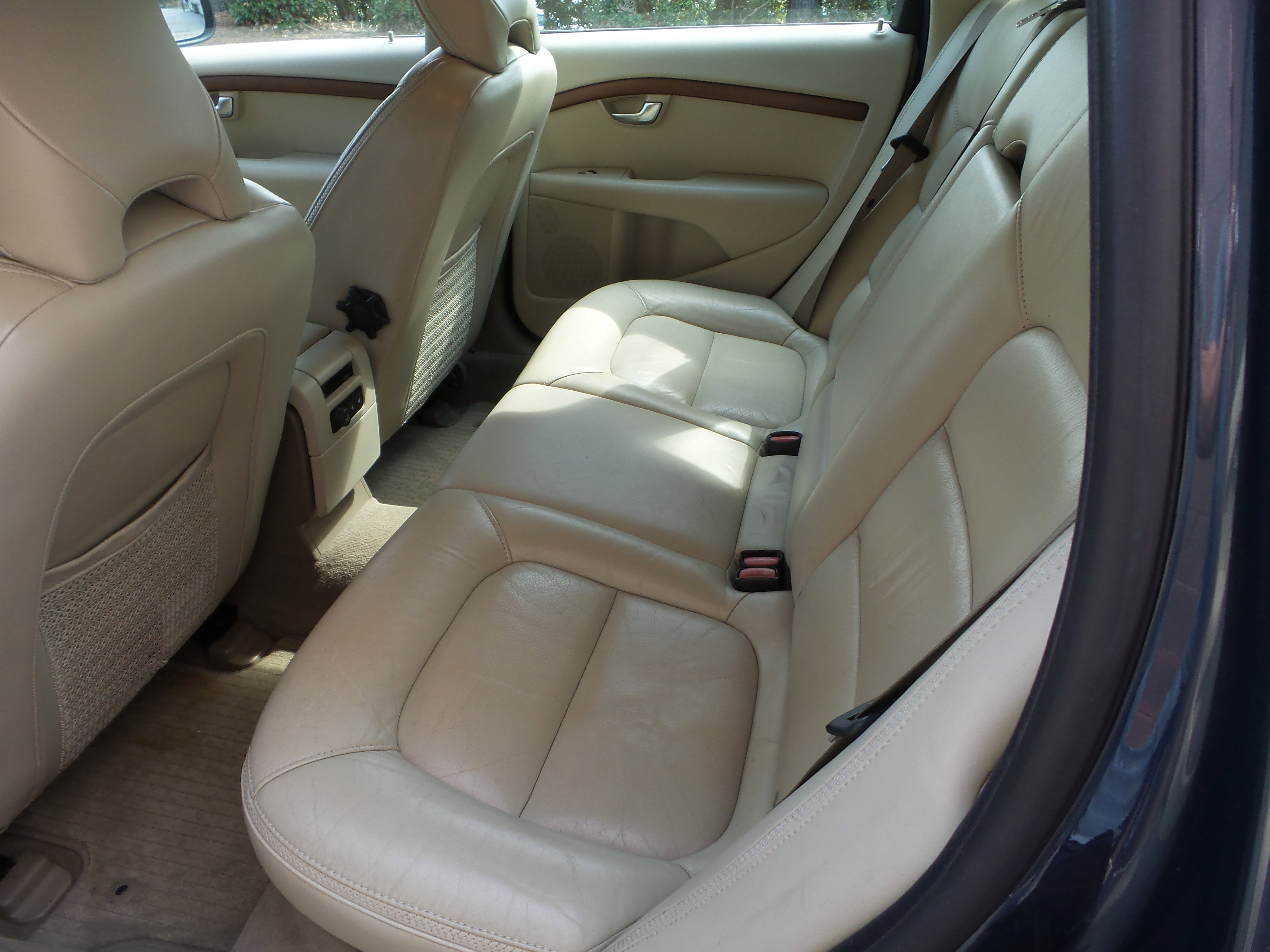 Used 2009 Volvo XC70 3.2 AWD/4WD image 18