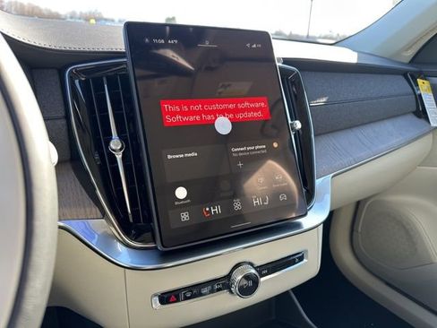 New 2026 Volvo XC90 B6 Ultra image 15