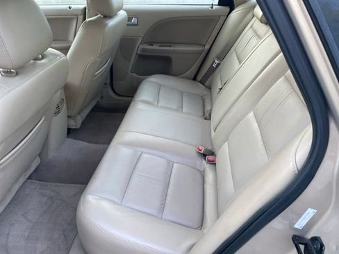 Used 2007 Ford Five Hundred Limited FWD image 13