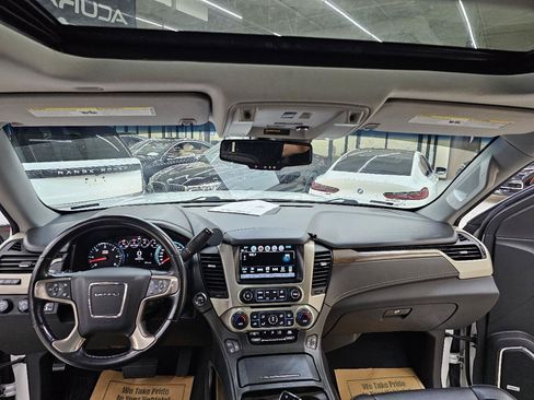 Used 2020 GMC Yukon Denali w/ Denali Ultimate Package AWD/4WD image 31