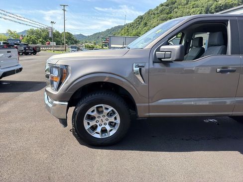 Used 2023 Ford F150 XLT AWD/4WD image 9