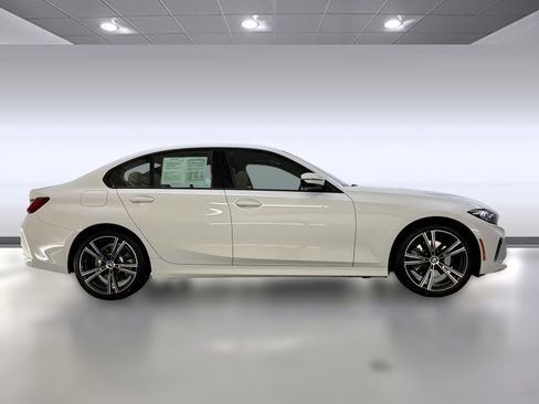 Certified 2023 BMW 330i Sedan w/ Driving Assistance Package image 8