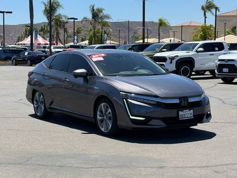 Used 2019 Honda Clarity Plug-In Hybrid image 3