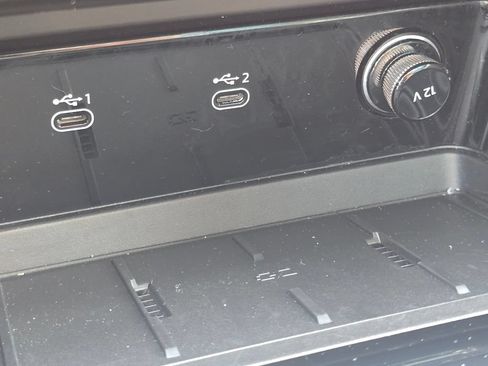 Used 2025 Audi Q5 Premium Plus AWD/4WD image 10