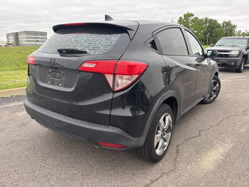 Used 2016 Honda HR-V LX image 9