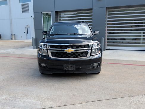 Used 2016 Chevrolet Tahoe LT RWD image 3
