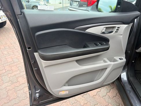 Used 2023 Honda Ridgeline RTL-E image 8