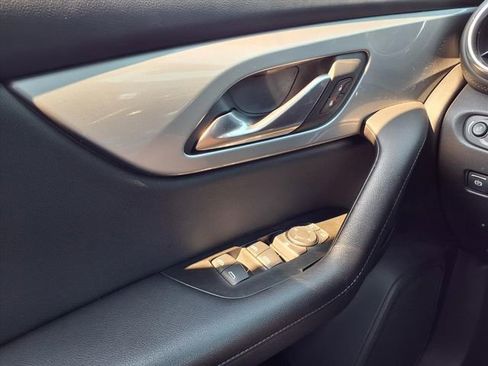 Used 2021 Chevrolet Blazer LT image 17