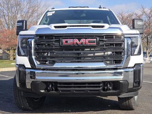 New 2026 GMC Sierra 2500 Pro image 13