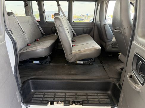 Used 2023 Chevrolet Express 3500 LS RWD image 19