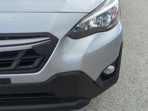 Used 2021 Subaru Crosstrek 2.0i Premium w/ Moonroof Package image 11