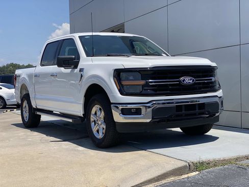 Used 2025 Ford F150 XLT w/ Equipment Group 301A Standard AWD/4WD image 1