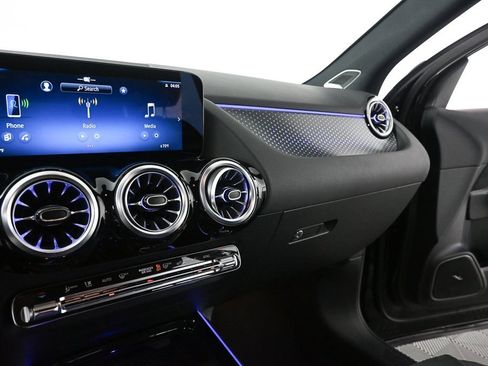 Certified 2025 Mercedes-Benz GLA 250 image 13