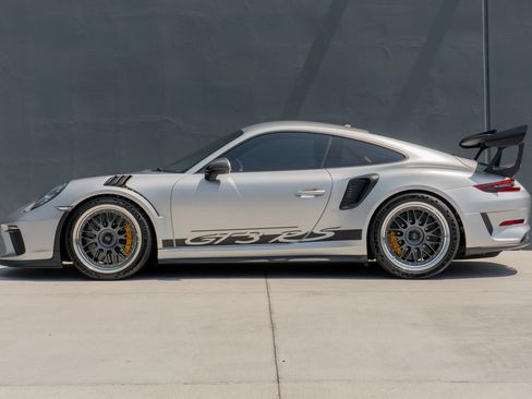 Used 2019 Porsche 911 GT3 RS RWD image 8