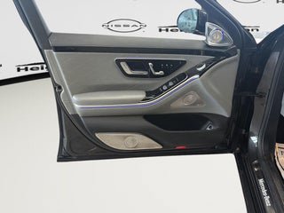 Used 2021 Mercedes-Benz S 580 4MATIC Sedan w/ 3D Technology Package image 10