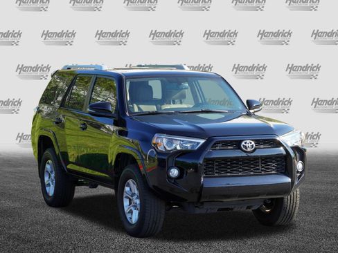 Used 2018 Toyota 4Runner SR5 Premium AWD/4WD image 2