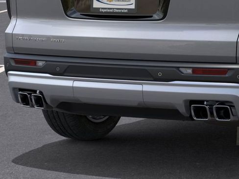 New 2026 Chevrolet Traverse LT w/ Sun and Wheel Package image 15