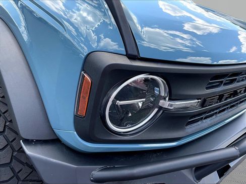 Used 2022 Ford Bronco 4-Door AWD/4WD image 31
