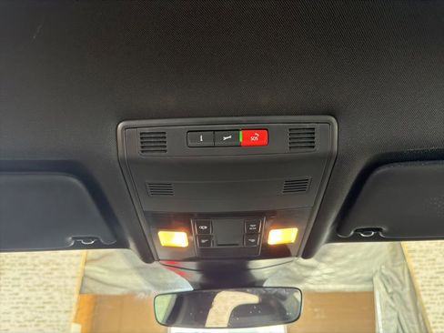 Used 2025 Volkswagen Jetta Sport FWD image 22