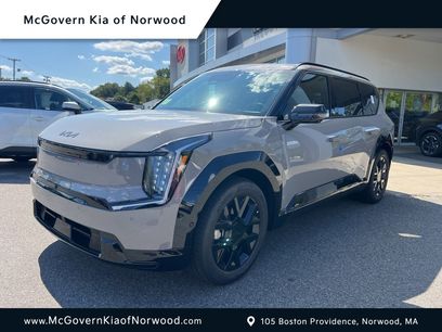 New 2026 Kia EV9 Land