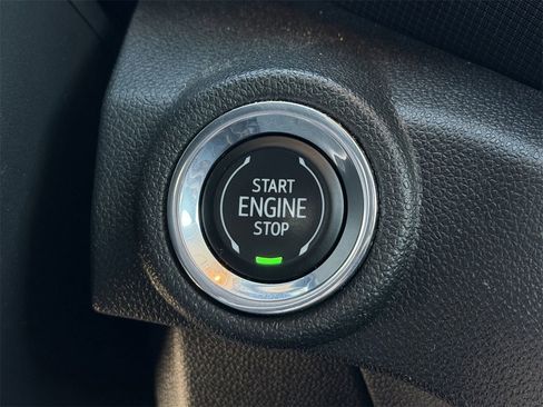 Used 2023 Chevrolet TrailBlazer LT image 22