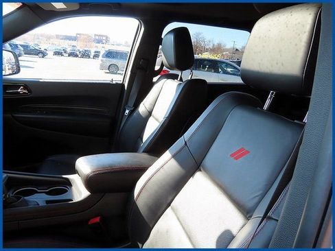 Used 2025 Dodge Durango GT AWD/4WD image 8
