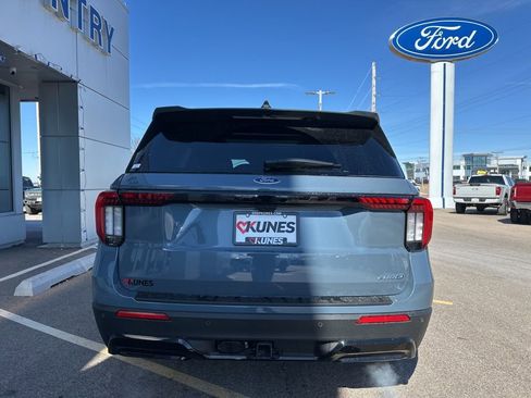 New 2026 Ford Explorer ST-Line image 12