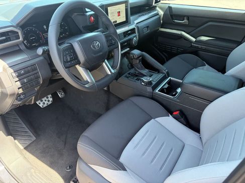 Used 2026 Toyota Tacoma TRD Sport AWD/4WD image 11