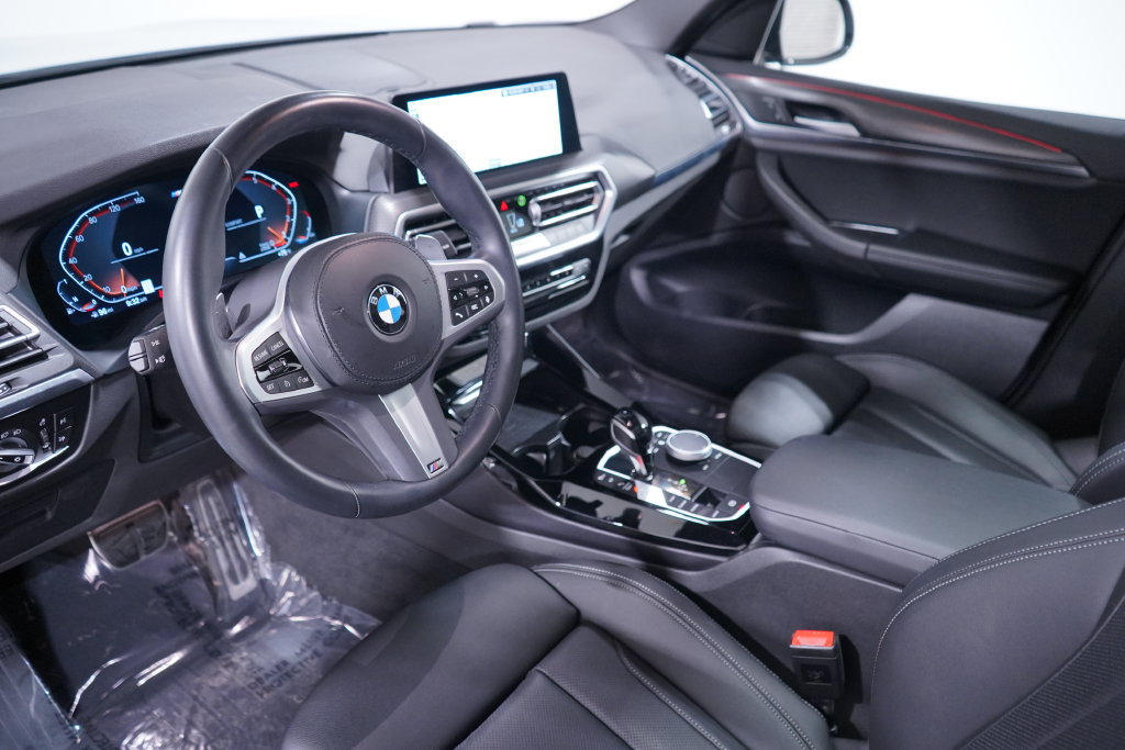 Used 2024 BMW X3 sDrive30i w/ M Sport Package RWD image 6