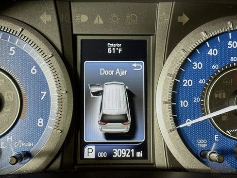 Used 2020 Toyota Sienna XLE Premium image 17