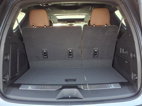 New 2026 Chevrolet Tahoe High Country image 13