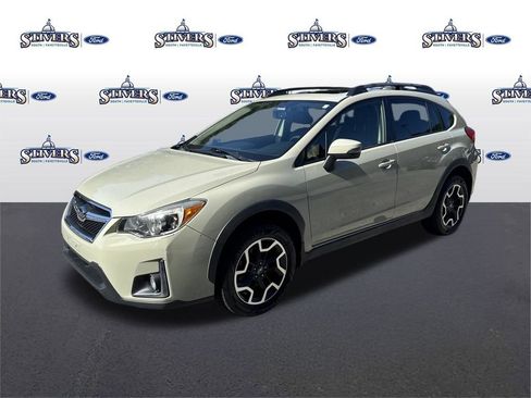 Used 2016 Subaru Crosstrek 2.0i Limited image 3