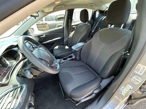 Used 2016 Dodge Dart SE w/ Convenience Group FWD image 12