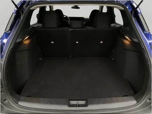 Certified 2025 Nissan Kicks SV w/ SV Premium Package AWD/4WD image 5