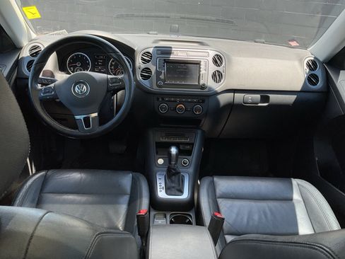 Used 2017 Volkswagen Tiguan Sport AWD/4WD image 17