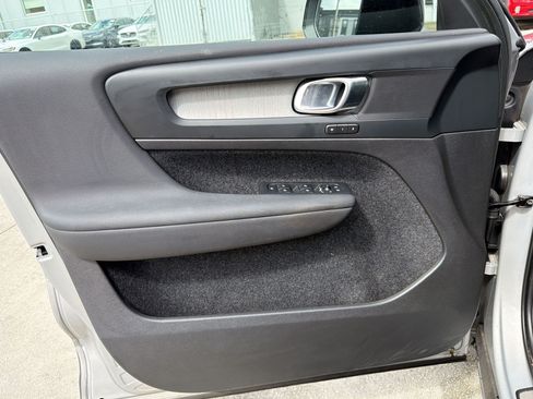 Used 2023 Volvo XC40 B4 Plus w/ Protection Package Premier FWD image 20