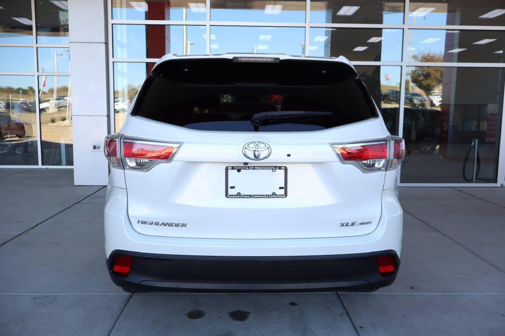 Used 2015 Toyota Highlander XLE AWD/4WD image 7