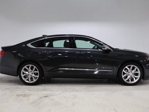 Used 2015 Chevrolet Impala LTZ FWD image 8