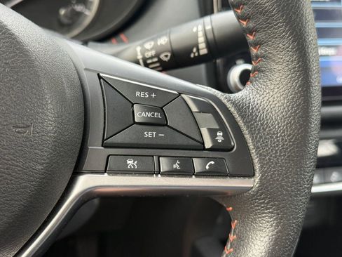 Used 2023 Nissan Versa SR w/ Trunk Package image 29