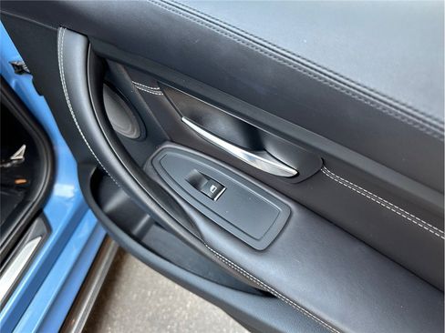 Used 2016 BMW M3 RWD image 17