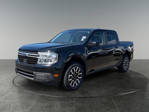 Used 2024 Ford Maverick Lariat AWD/4WD image 3
