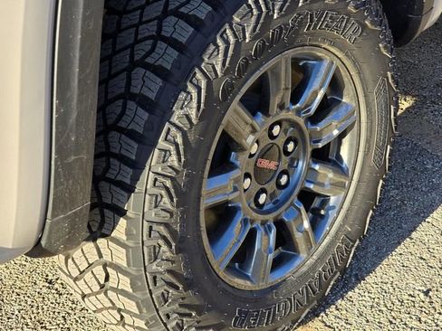 New 2026 GMC Sierra 1500 AT4X image 6