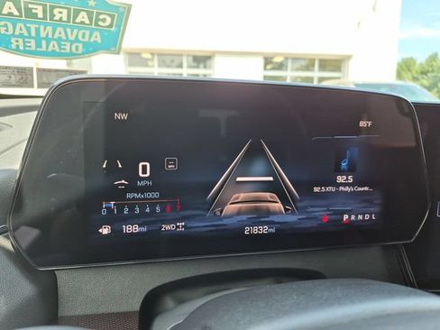 Used 2024 Chevrolet Traverse Z71 w/ LPO, Floor Liner Package AWD/4WD image 13