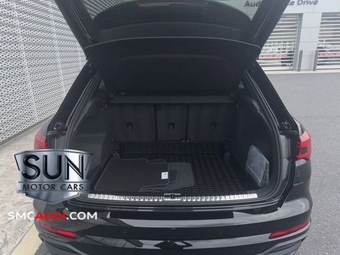 New 2025 Audi Q3 2.0T Premium image 24